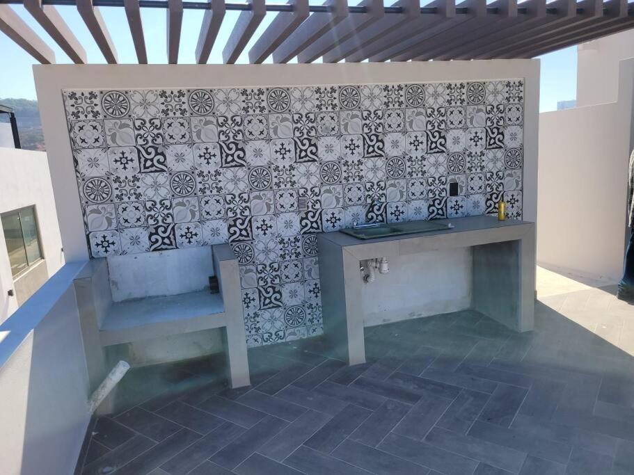 2Br-3Ba Condo Block From Beach W Rooftop Jacuzzi Mazatlán Eksteriør billede