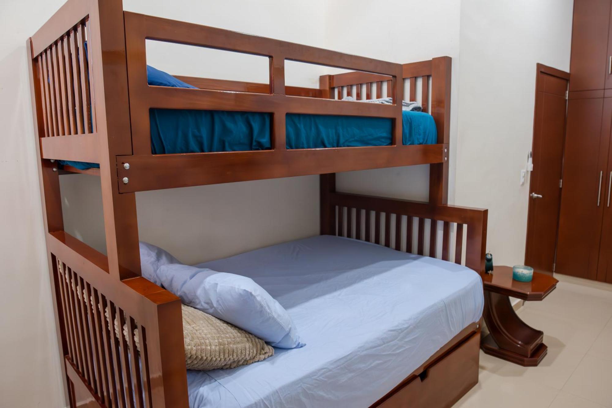 2Br-3Ba Condo Block From Beach W Rooftop Jacuzzi Mazatlán Eksteriør billede